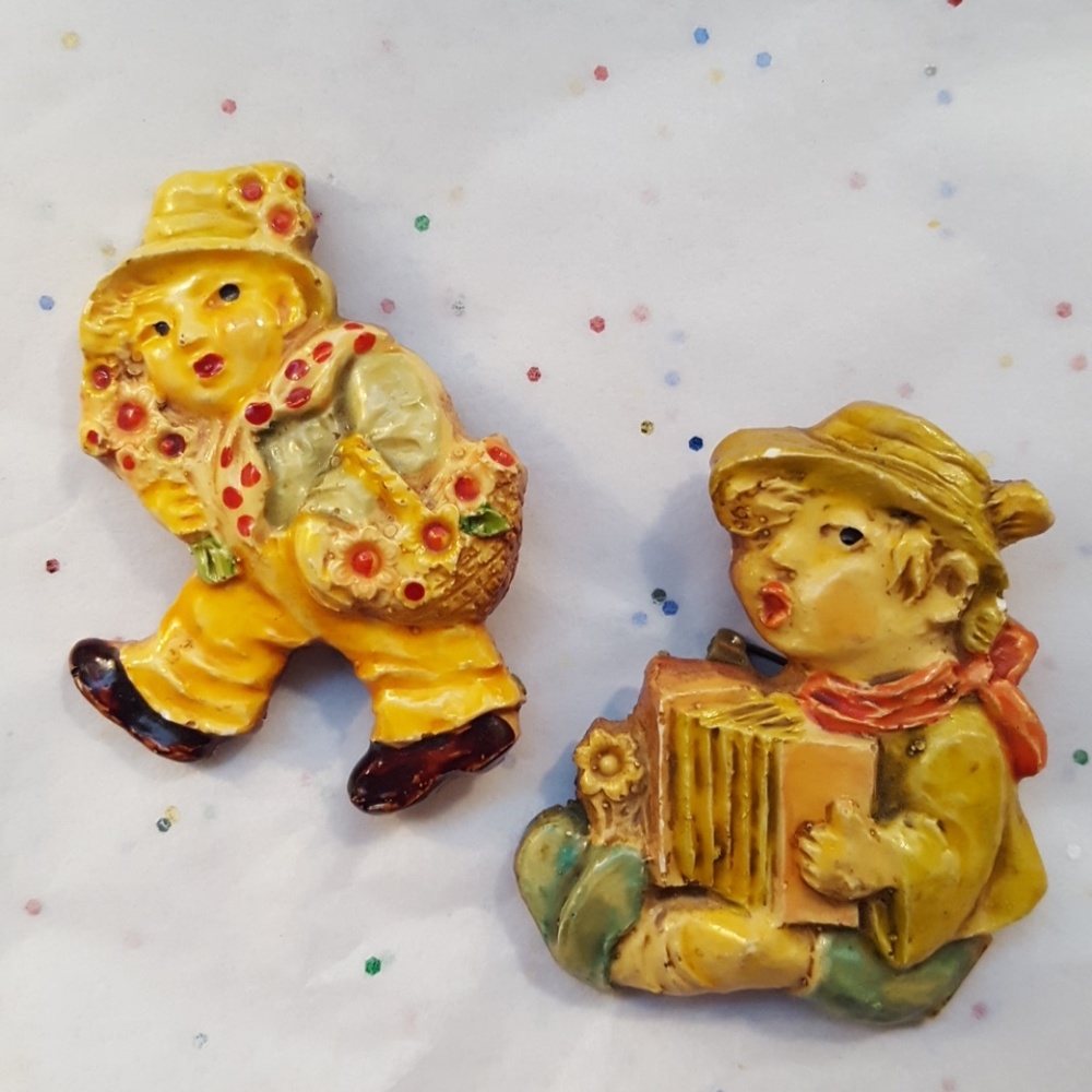 Vintage West Germany pins (set of 2)